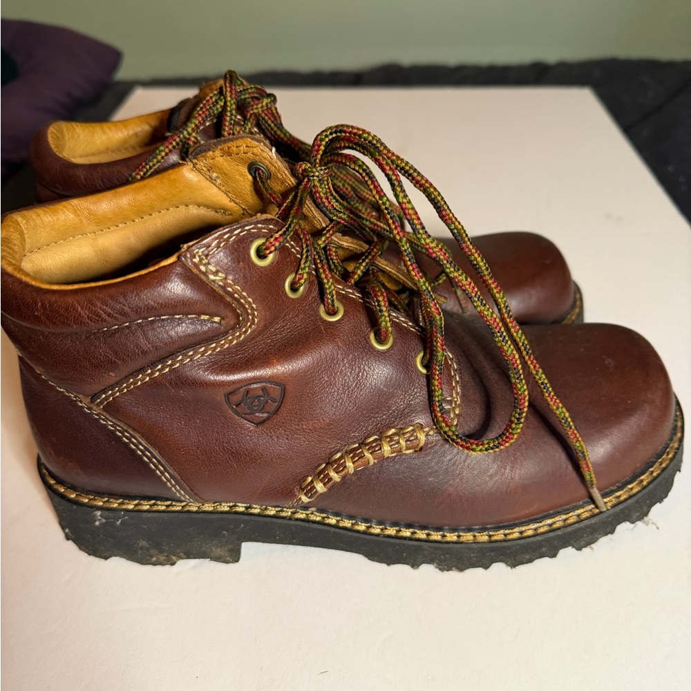 Ariat Women's Brown Leather Lace Up Boots Size 9 - Picture 2 of 7